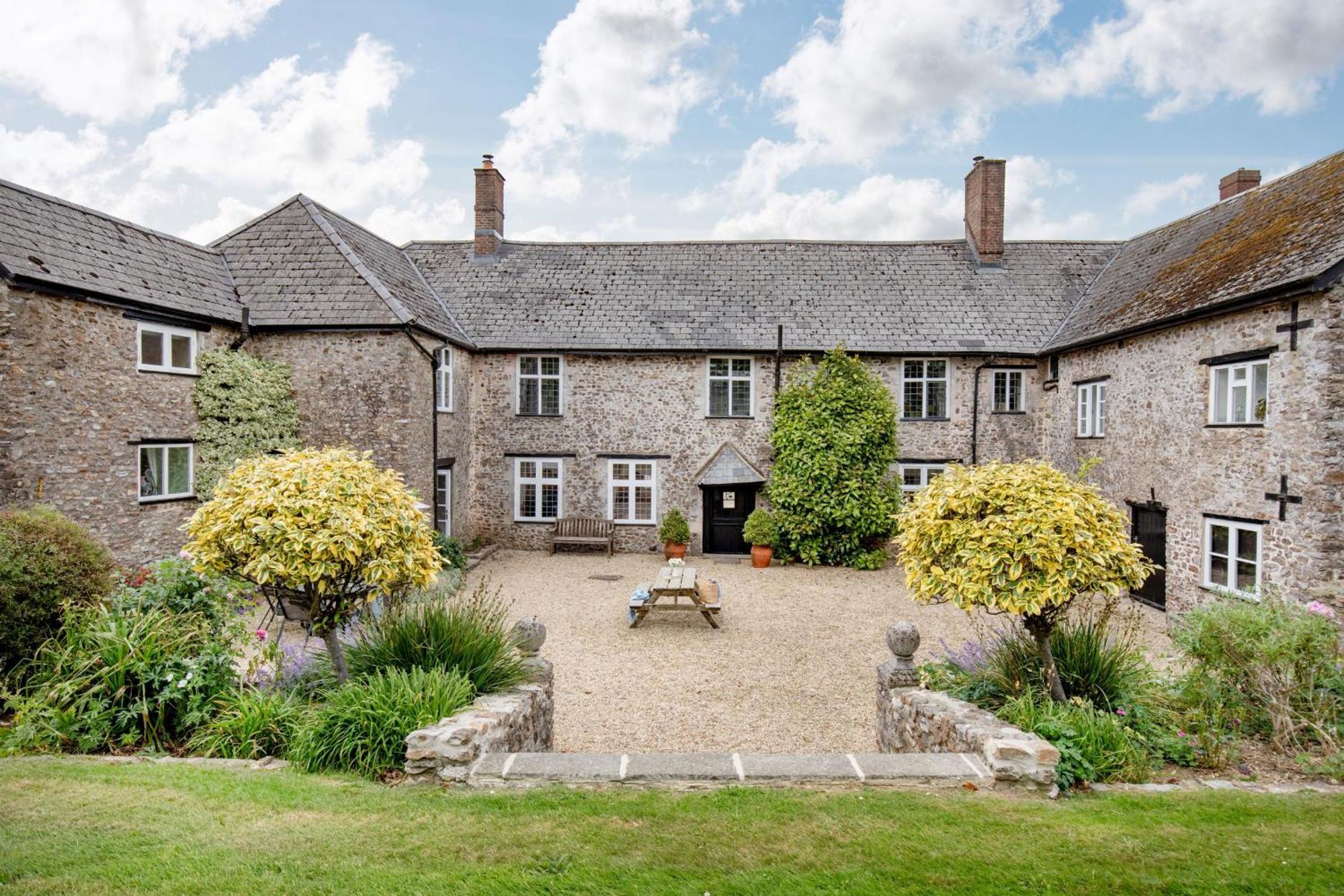 Sutton Barton Farmhouse Honiton Eksteriør billede
